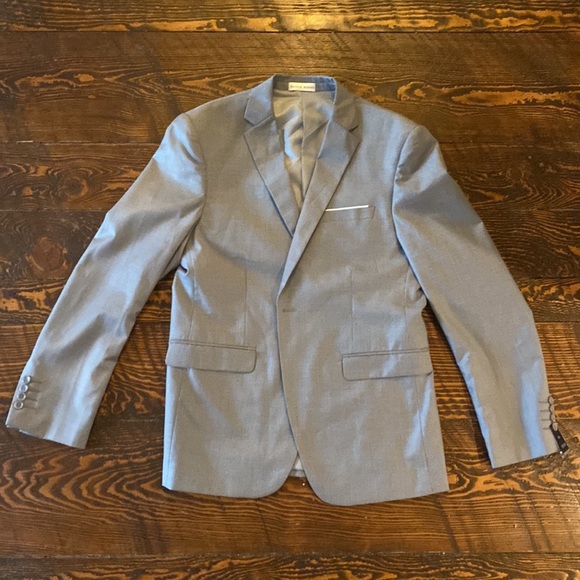 Action mates grey suit - Picture 2 of 7